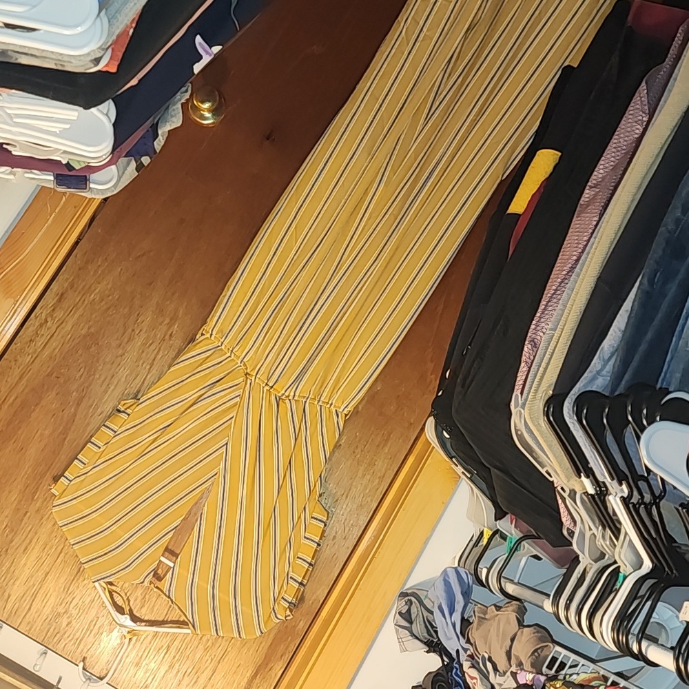 Jumpsuit - Picture 5 of 6